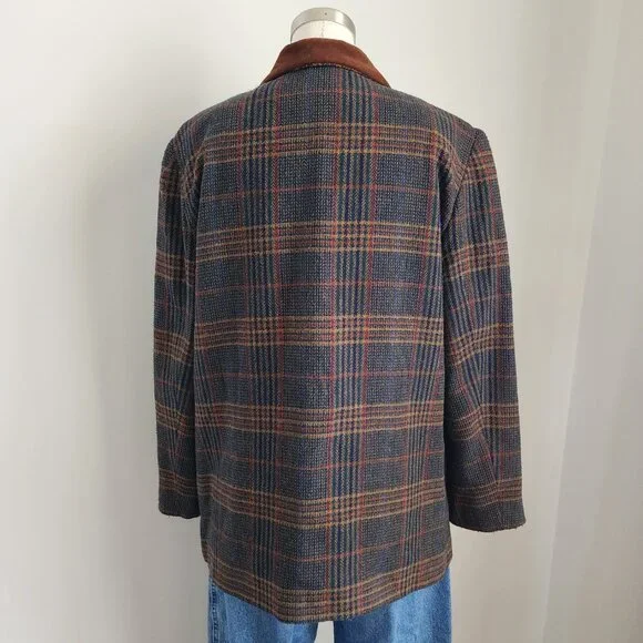 Vintage Plaid Blazer Size: 14P - Picture 7 of 16